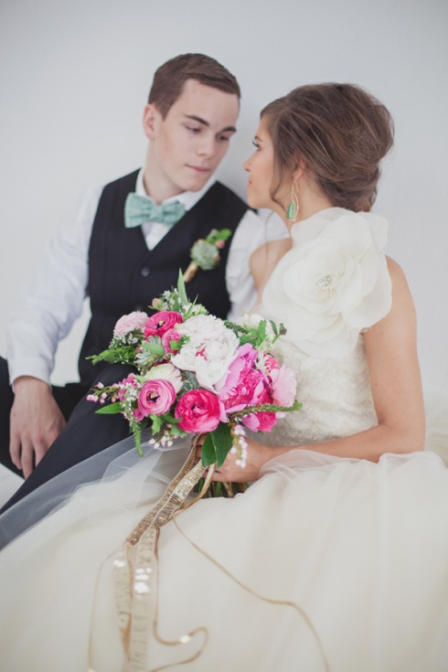 emerald-and-pink-wedding-ideas-75